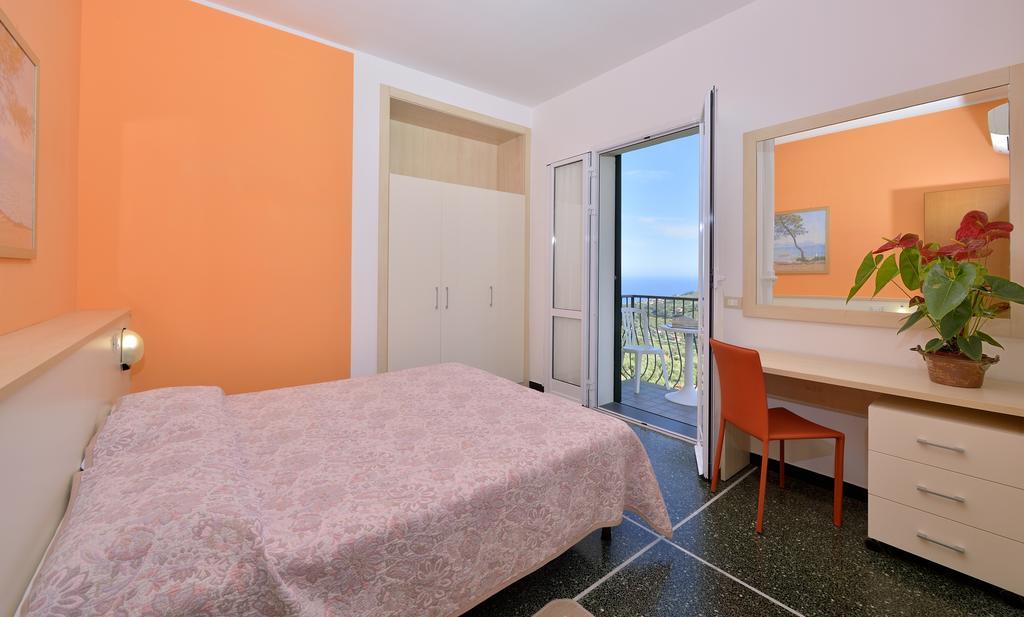 Residence Elvira Diano Marina Kültér fotó