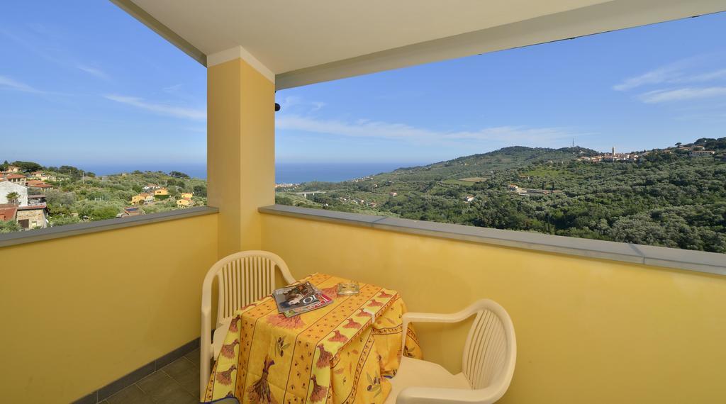 Residence Elvira Diano Marina Kültér fotó